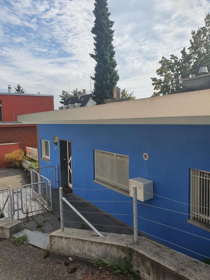Viktoria Budget Hostel Цюрих Екстериор снимка