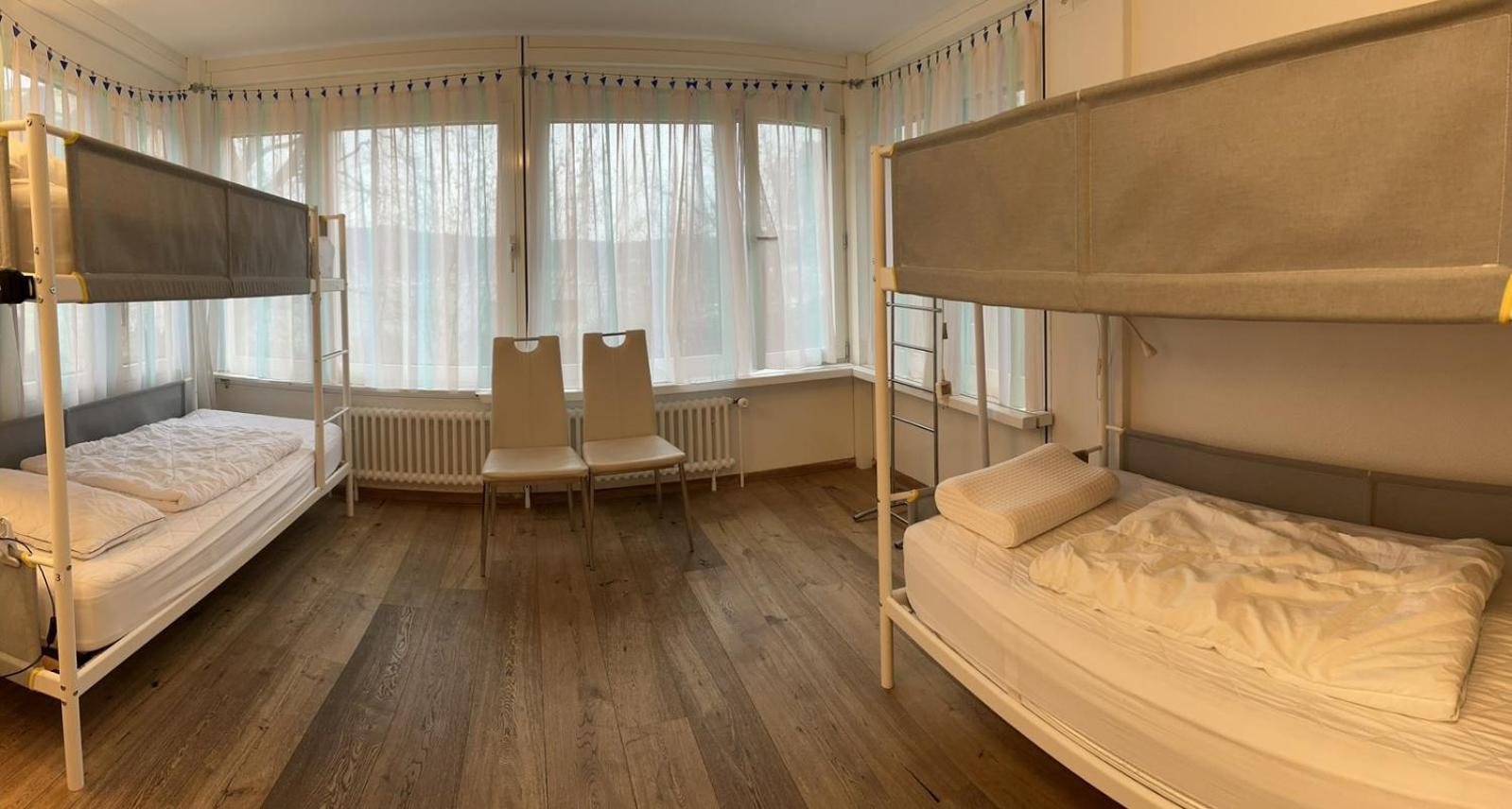 Viktoria Budget Hostel Цюрих Екстериор снимка